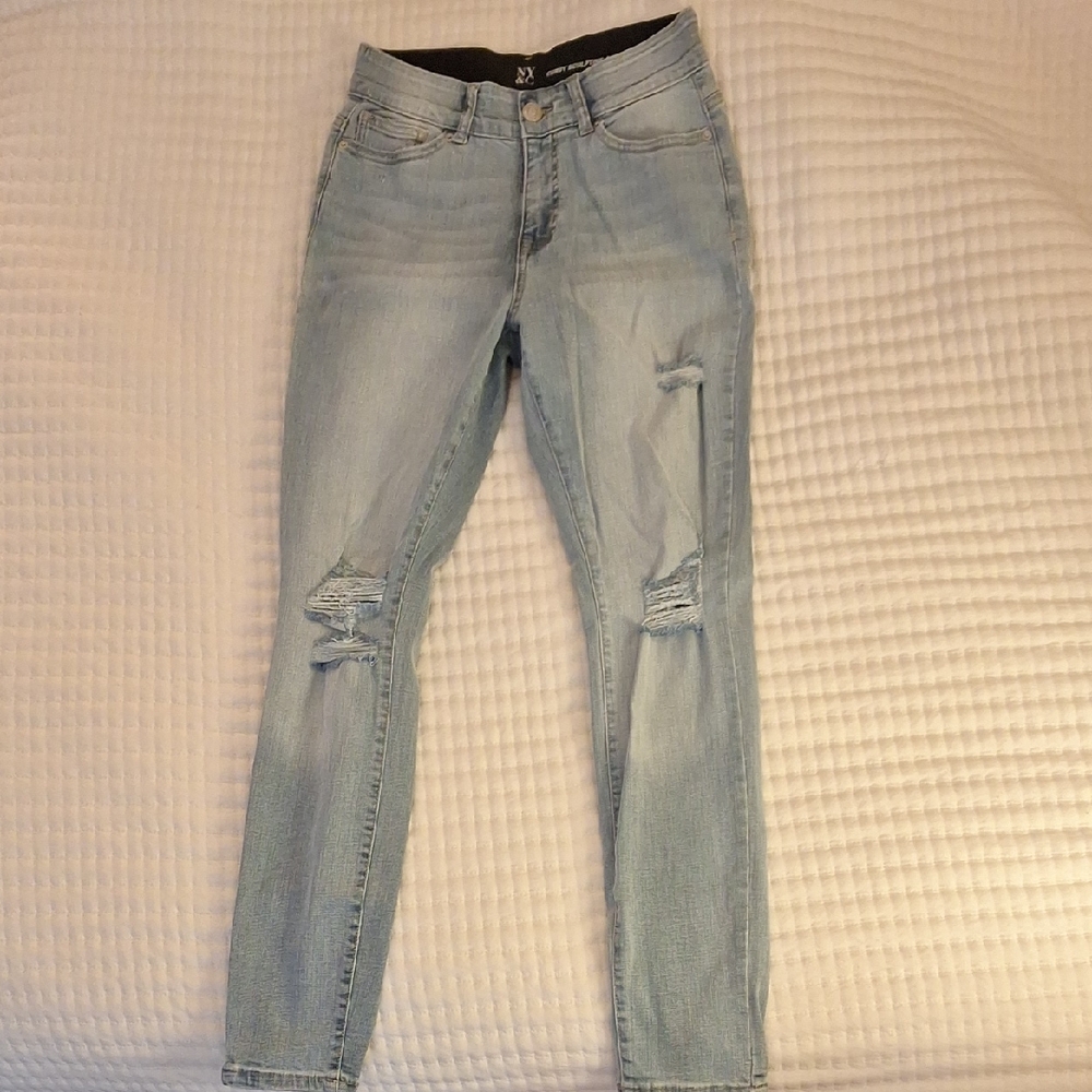 New York & Company Blue Skinny Jeans Distressed Style